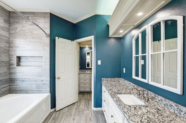 Building Photo - 207 Hearthstone Cir