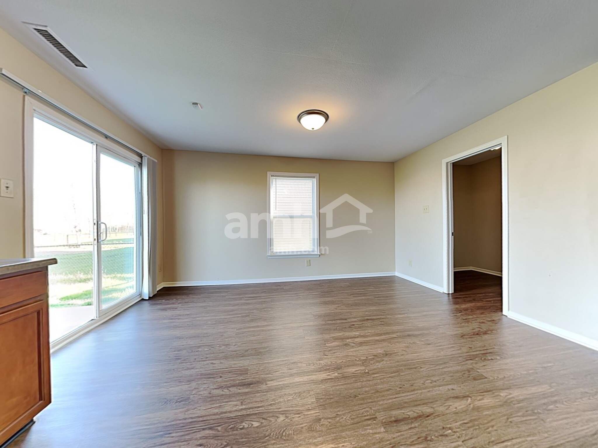 Building Photo - 8243 Retreat Ln