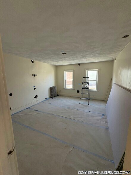 Building Photo - 25 Warner St