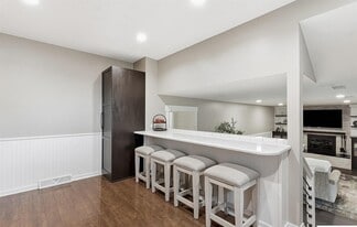 Building Photo - 15315 Westchester Dr