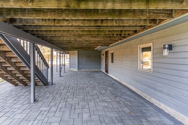 Building Photo - 841 Turnbridge Cir