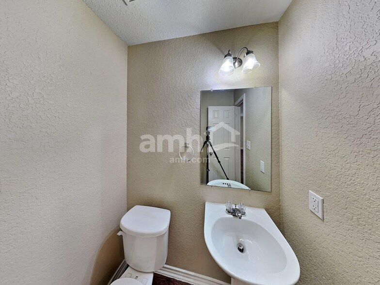 Building Photo - 11154 Bold Forbes