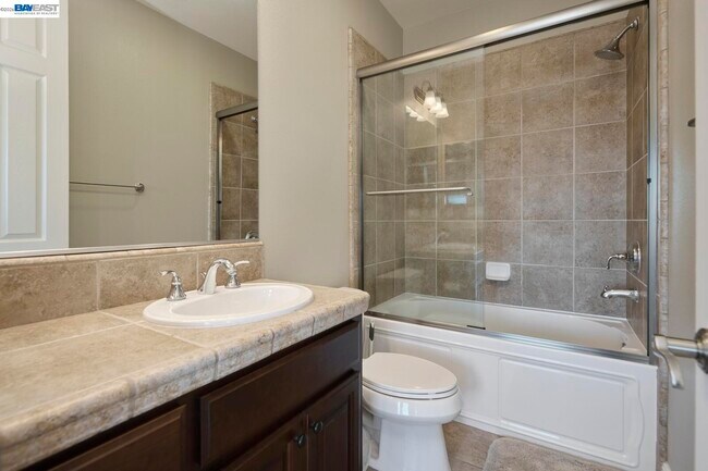 Building Photo - 3272 Ashbourne Cir