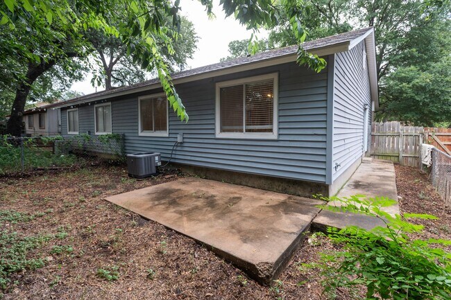 Building Photo - 4510 Brown Bark Pl