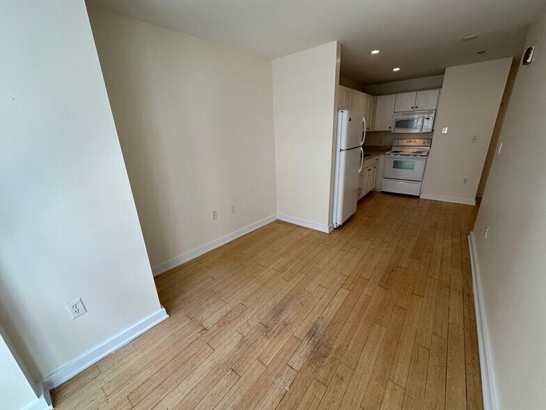 Building Photo - 7 Boylston Sq