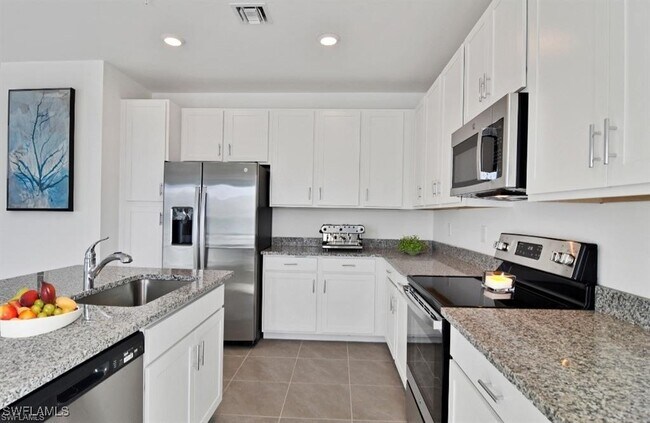 Building Photo - 26381 Coco Cay Cir