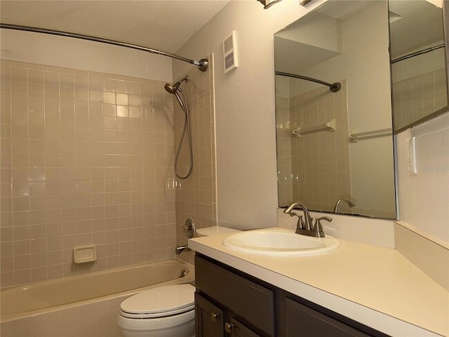 Building Photo - 550 Cranes Way