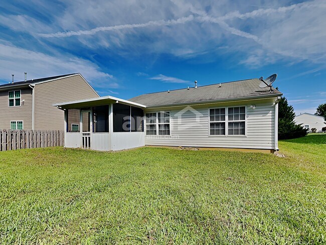 Building Photo - 3522 Hirank Court