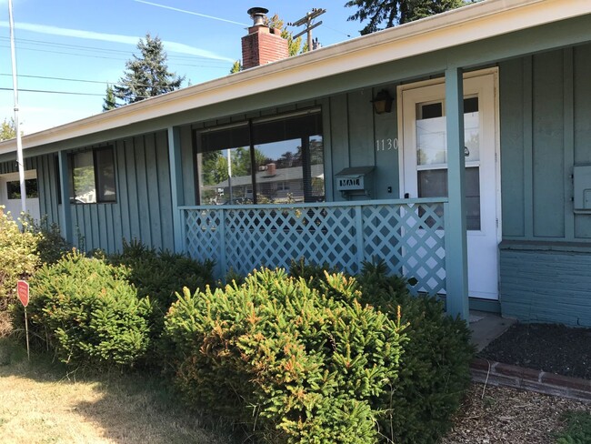 Building Photo - Spacious 4 Bedroom 2 Bath House NW Corvallis
