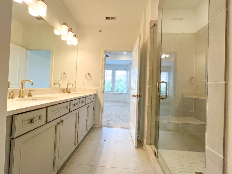 Building Photo - 6605 Beacon Dr