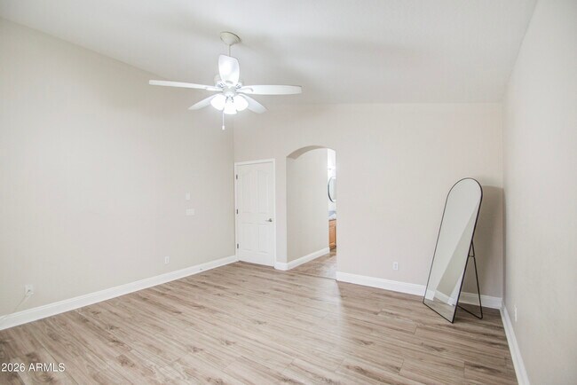 Building Photo - 43205 Roth Rd