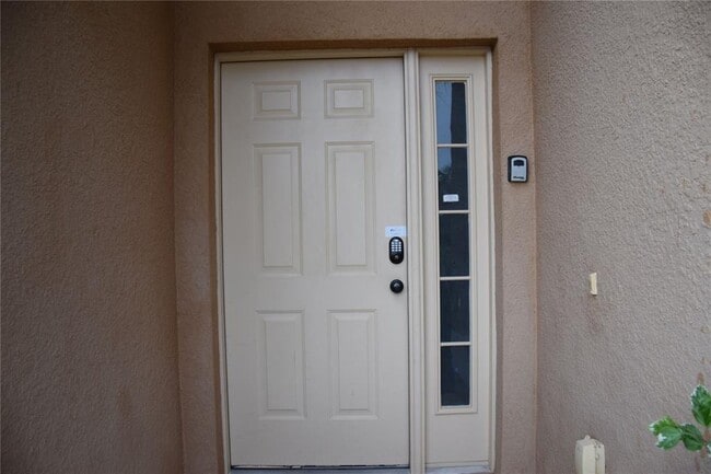 Building Photo - 1214 Solana Cir