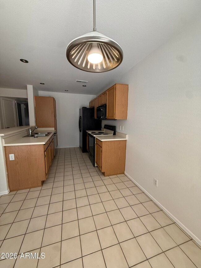 Building Photo - 255 S Kyrene Rd