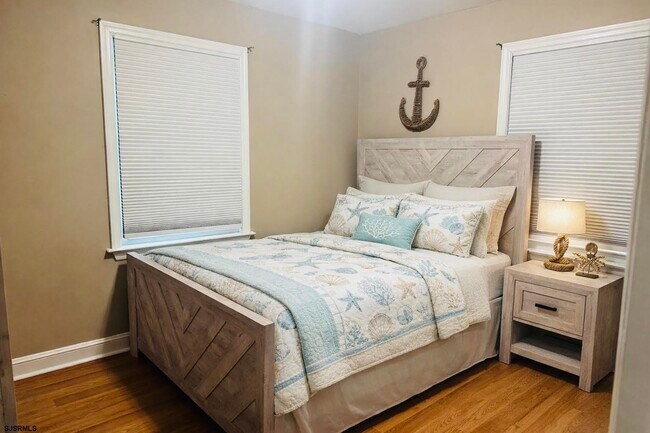 Building Photo - 117 N Wilson Ave