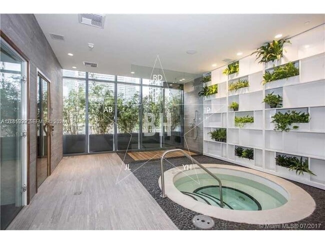 Building Photo - 55 SW 9th St