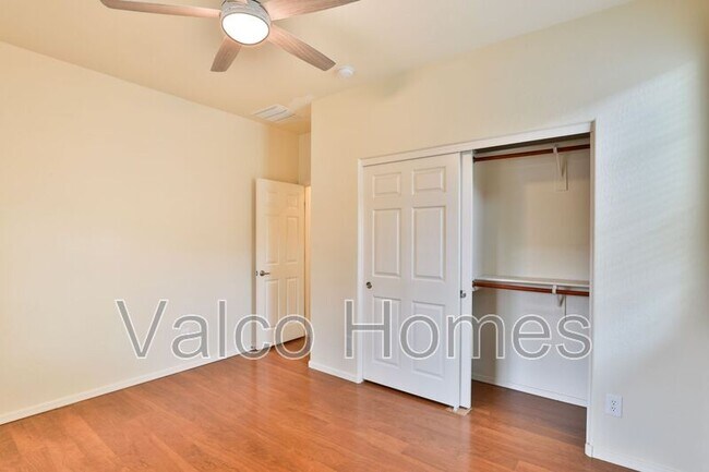 Building Photo - 7688 W Redbird Rd
