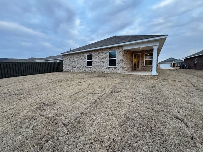 Building Photo - MOVE IN SPECIAL-Beautiful home available for rent