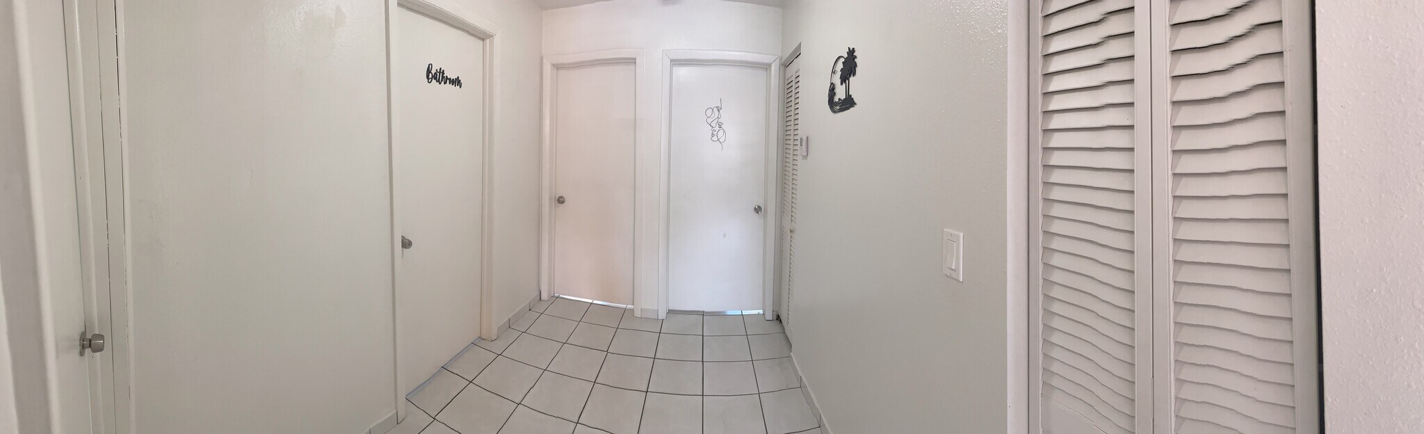 Building Photo - 4782 NW Flagler Ter