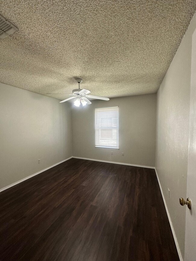 Building Photo - 5618 Brownfield Dr
