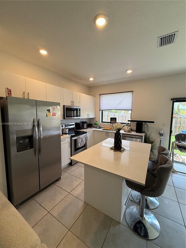 Building Photo - 13266 SW 285th St