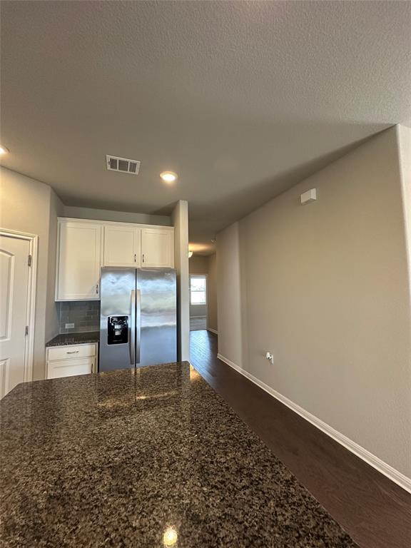 Building Photo - 13000 Titanium St