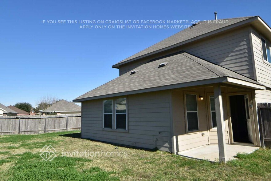 Building Photo - 12631 Lady Slipper Rd