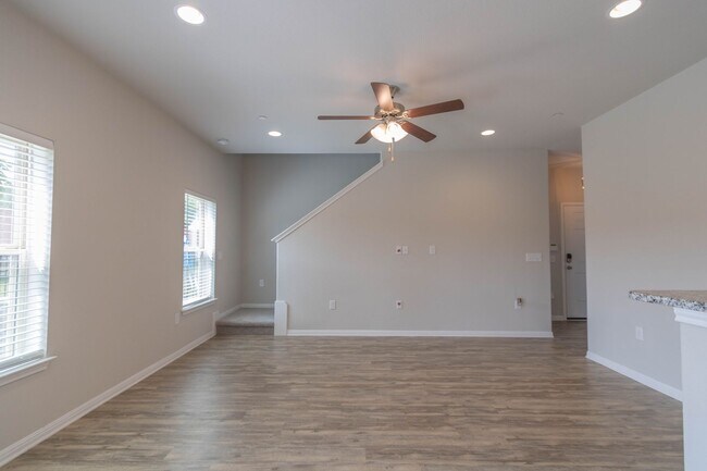Building Photo - 11608 Landseer Dr