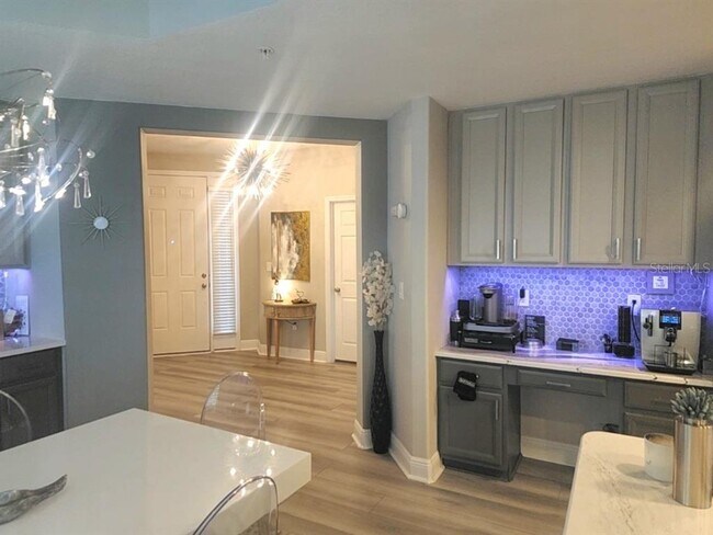 Building Photo - 7194 Key Haven Rd