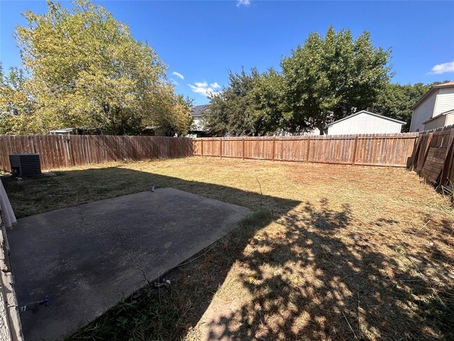 Building Photo - 13012 Lofton Cliff Dr