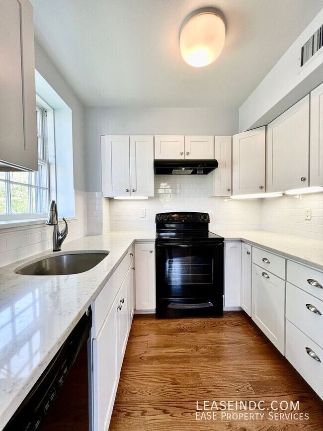 Building Photo - 3620 38th St NW