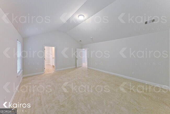 Building Photo - 237 Western Red Cedar Dr
