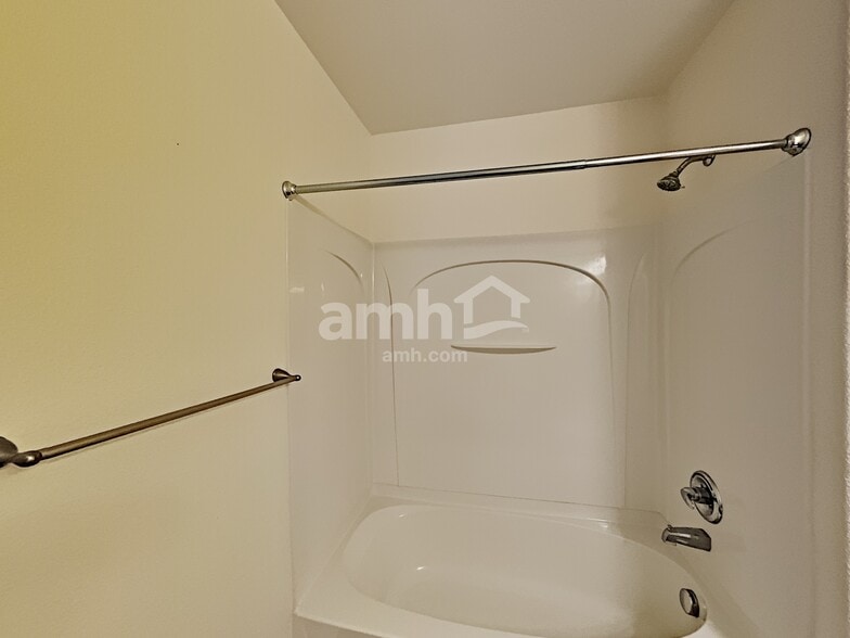 Building Photo - 13902 Travis Boyd Cir