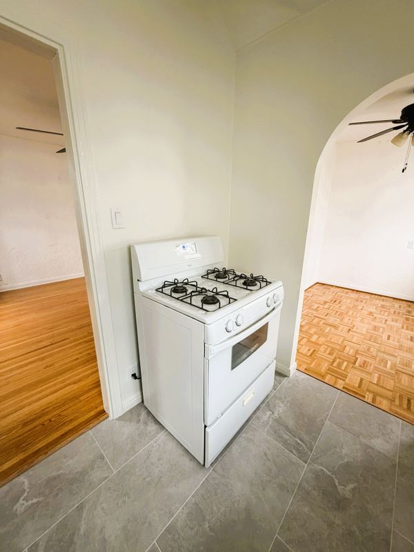 Building Photo - 124 Argonne Ave