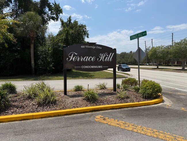 Building Photo - 250 Terrace Hill Blvd