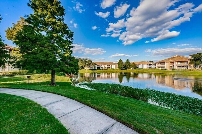 Building Photo - 10263 Gandy Blvd N