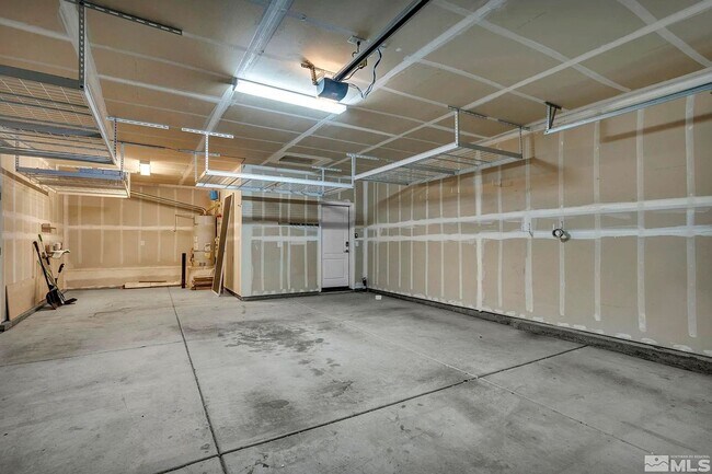 Building Photo - 10345 Rollins Dr