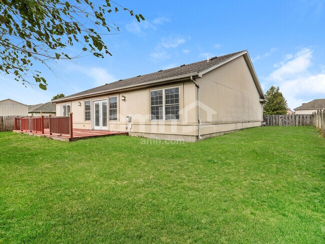 Building Photo - 6552 Greeley Ave