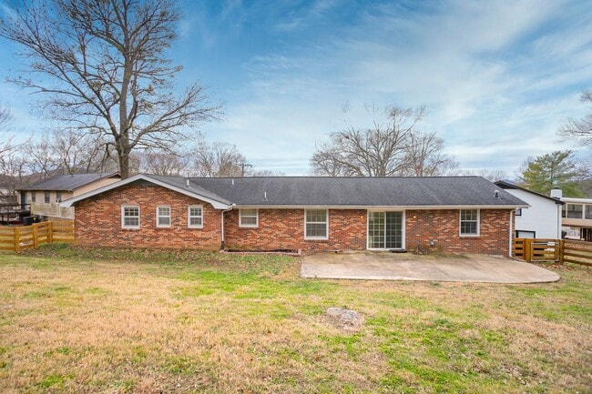 Building Photo - 610 Ashley Ct