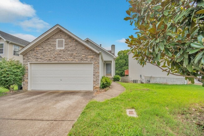 Primary Photo - Highly sought after Chesney Glen division....