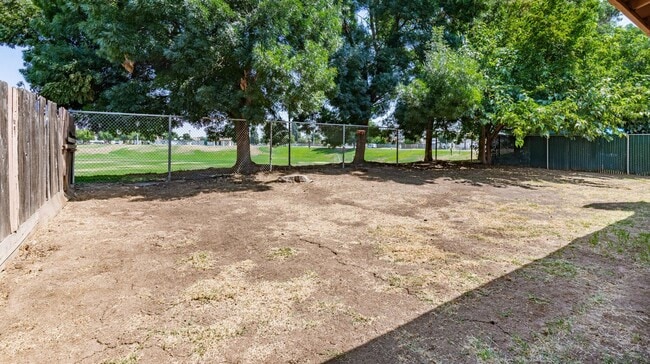 Building Photo - Sanger Home for Rent