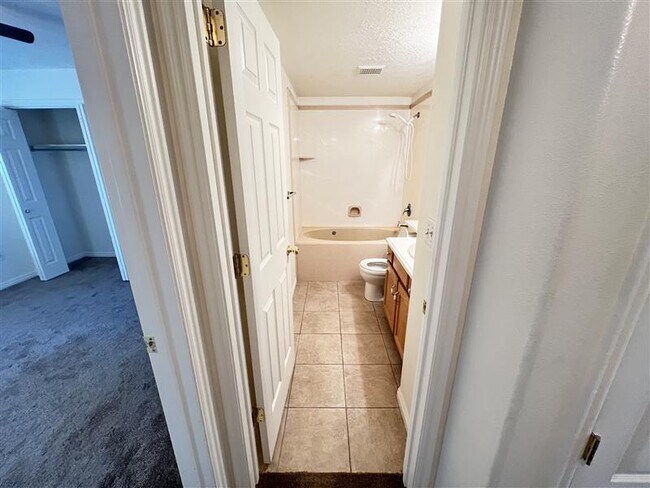 Building Photo - 1023 W 1360 S