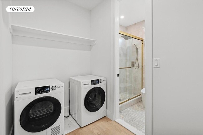 Building Photo - 204 W 96th St