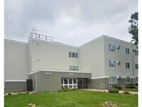 Building Photo - 306 S East St