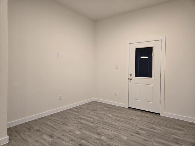 Building Photo - 1610 Coba Dr