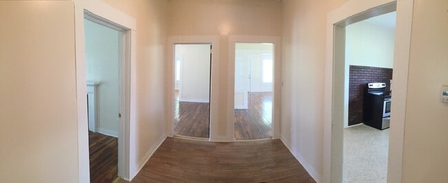 Building Photo - Remodeled 3 BDR / 1 BA Home, Small Town Living