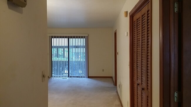 Foyer, Den and Dining Area - 550 Courtwood Ln