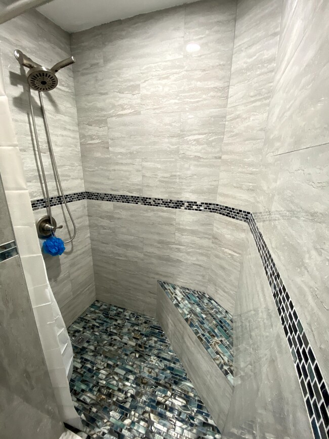 Shower in the Master Bathroom. - 14448 Reuter Strasse Cir