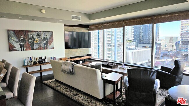 Building Photo - 1155 S Grand Ave