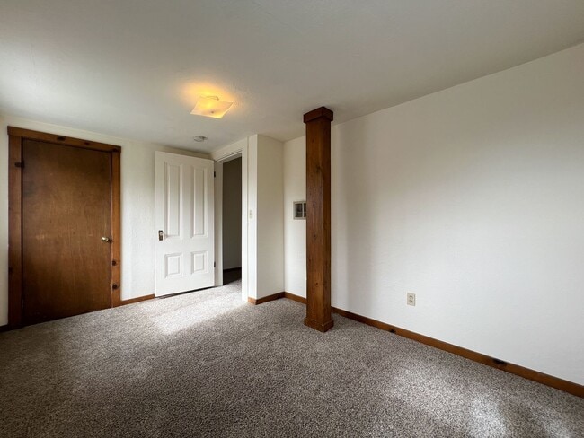 Building Photo - 2240 Third Street