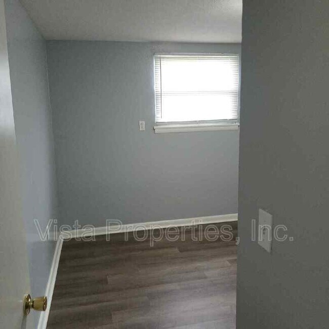 Building Photo - 4903 Saddlebrook Ln